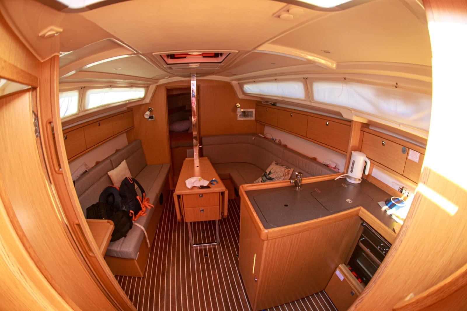 Bavaria_Cruiser_34_05