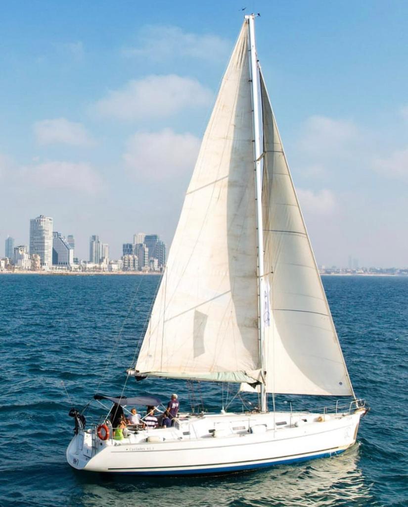 Beneteau_Cyclades_43_04